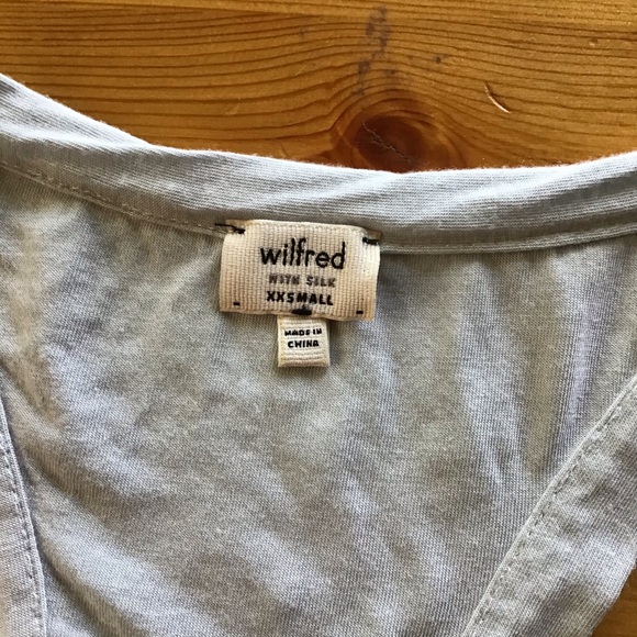 Aritzia Wilfred Silk, Button Down Tank - Picture 3 of 6